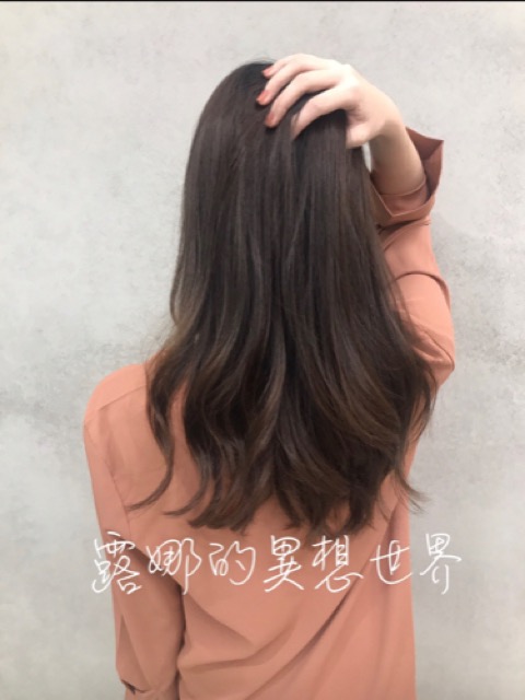 Luna 露娜的異想世界